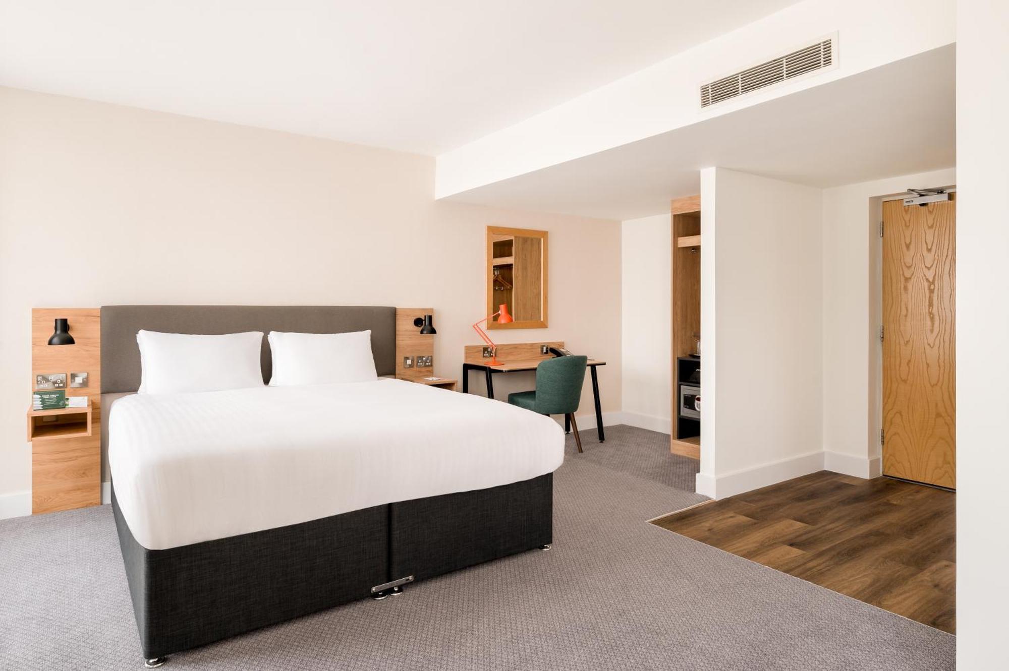 By Ihg Hotel Birmingham