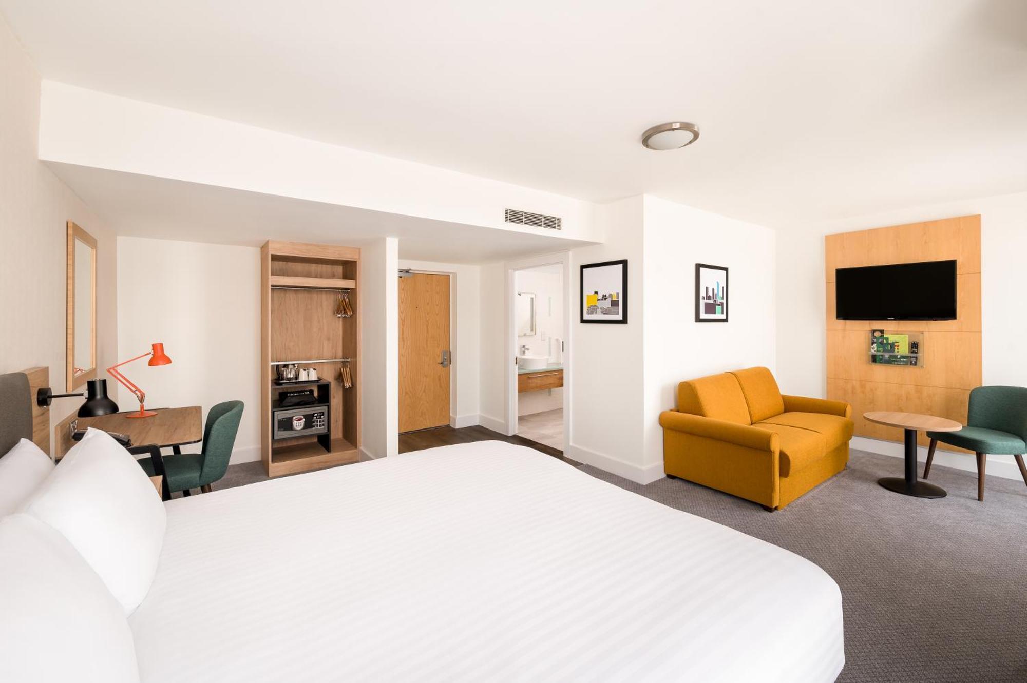 By Ihg Hotel Birmingham